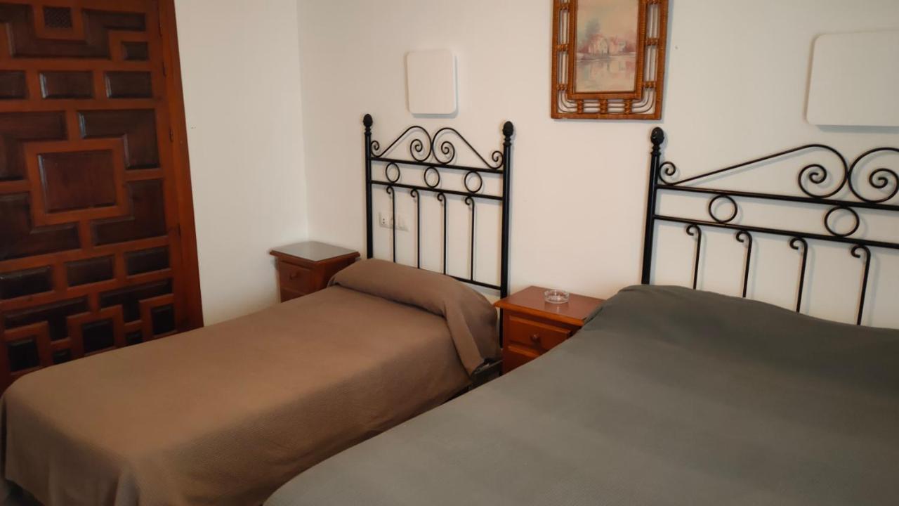 Hostal Colon Antequera Zewnętrze zdjęcie